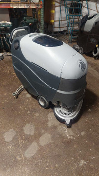 Autoscrubber/ Floor scrubber