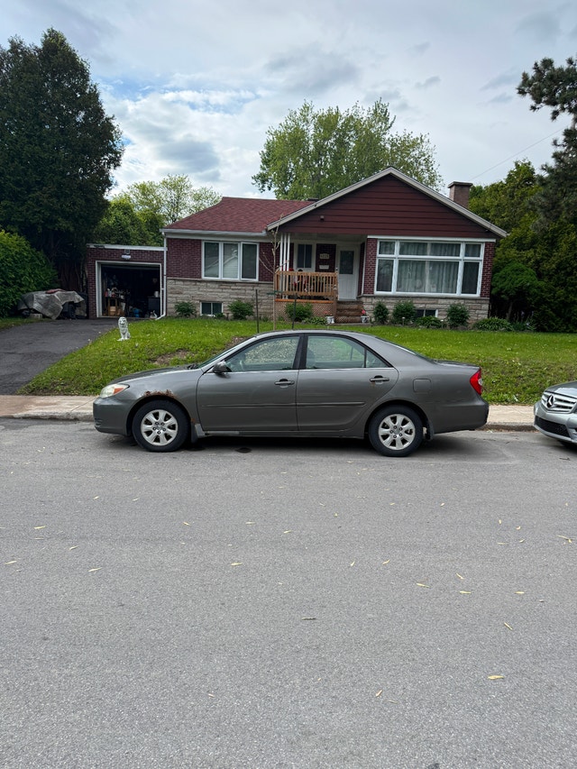 2003 Toyota Camry LE