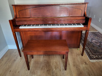 Yamaha M450 TC Piano in Great Condition