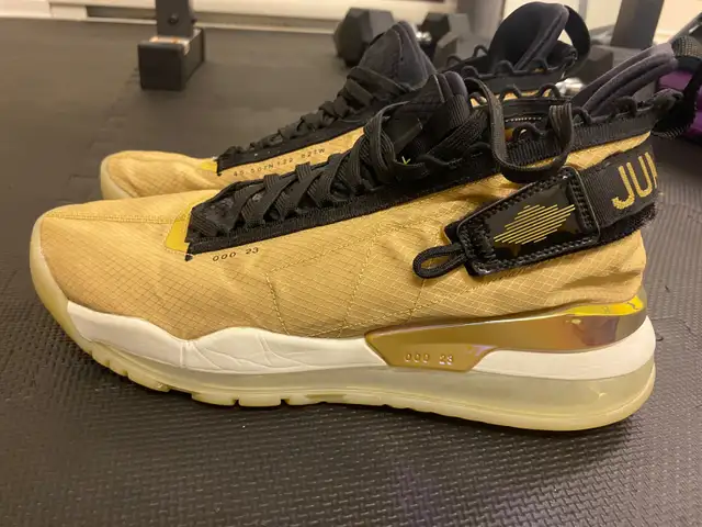 Jordan Proto Max 720 size 13 in Men's Shoes in City of Montréal - Image 3