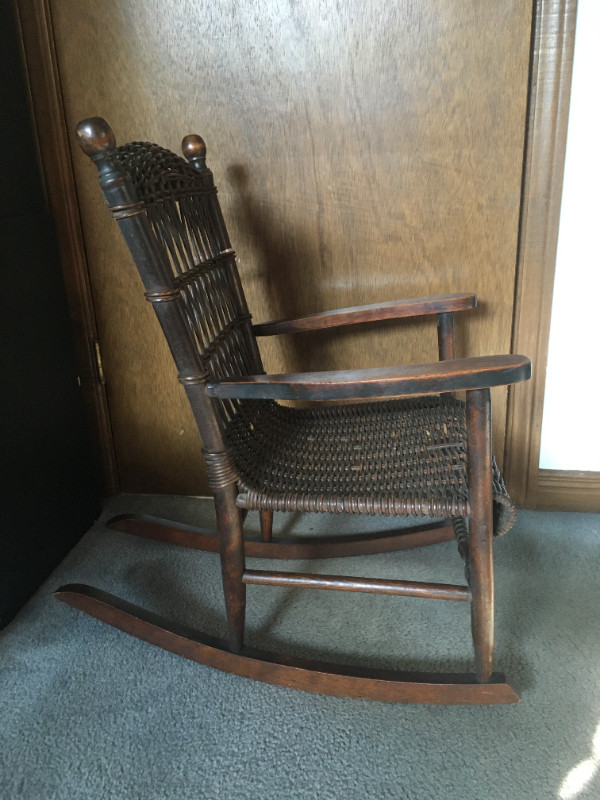 Antique Children's Rocking Chair - Wicker in Chairs & Recliners in Windsor Region - Image 3