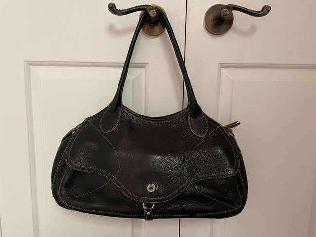 Cole Haan leather shoulder bag | Women's - Bags & Wallets | City of Toronto  | Kijiji