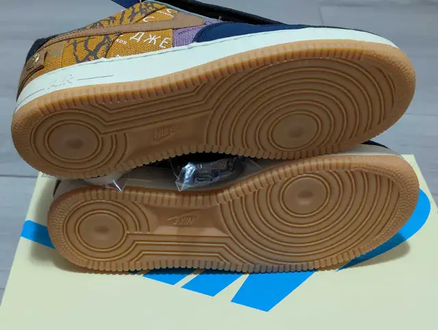 DS Nike x Travis Scott Cactus Jack Air Force 1 Low - Size 10.5 in Men's Shoes in Mississauga / Peel Region - Image 6
