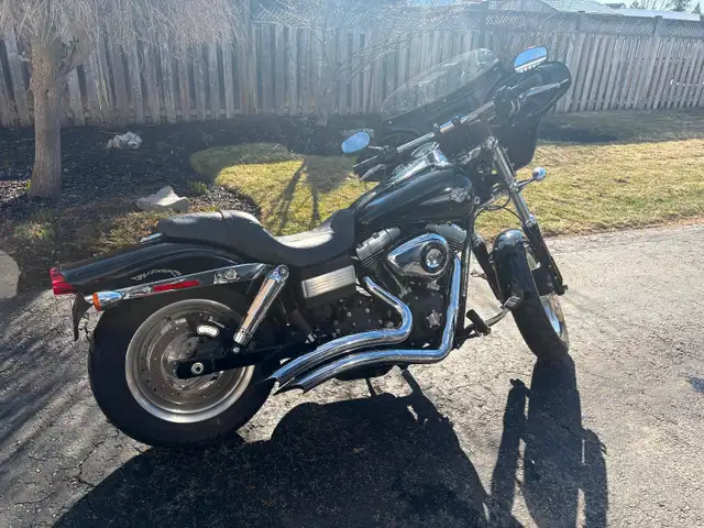 2010 harley fatbob in Street, Cruisers & Choppers in Barrie - Image 2