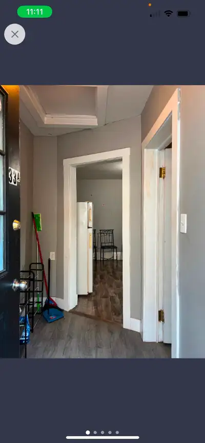Walking distance to downtown and busstop