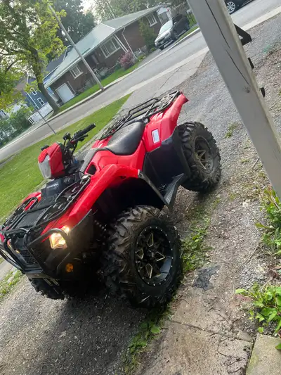 2022 Honda foreman 520, in excellent shape, it has 1400kms, tires and rims are like new, foot shift...