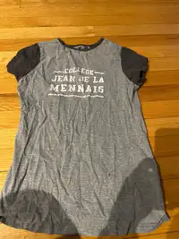 T-shirt Small Jean-de-la-Mennais