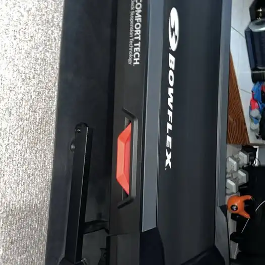 Bowflex BXT6 - Treadmill in Exercise Equipment in Prince George - Image 5