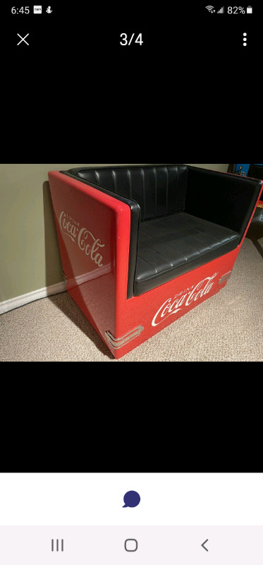 Coca-Cola vintage couch in Arts & Collectibles in City of Toronto - Image 3