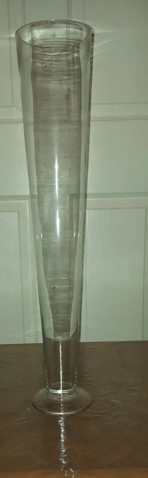 TRUMPET VASE