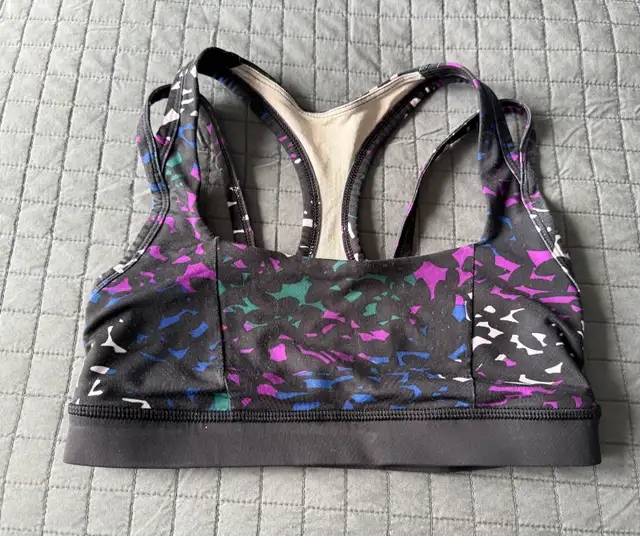 Lululemon size 4 Black Leopard Multi Colour Printed Sports Bra