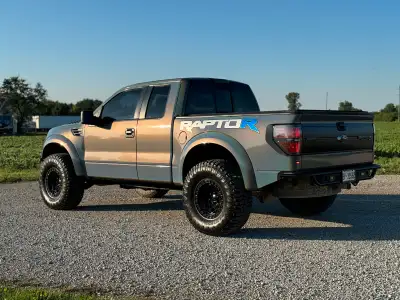 I'm selling my 2010 Ford Raptor SVT. This truck features a commanding presence and sports a 6.2L V8...
