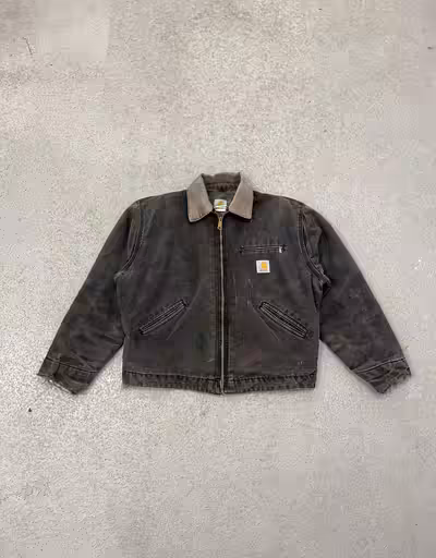 VINTAGE DETROIT CARHARTT JACKET SIZE: L LENGTH: 25 INCHES OPEN TO OFFERS CHECK OUT MY OTHER LISTINGS