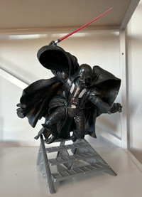 DARTH VADER - STAR WARS UNLEASHED STATUE FIGURE