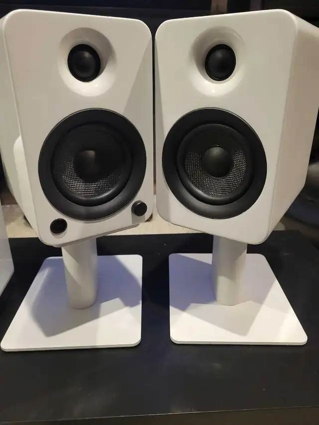 4" Kanto Speakers with 6" Subwoofer (YU3 & SUB6) in Speakers in St. Albert - Image 3