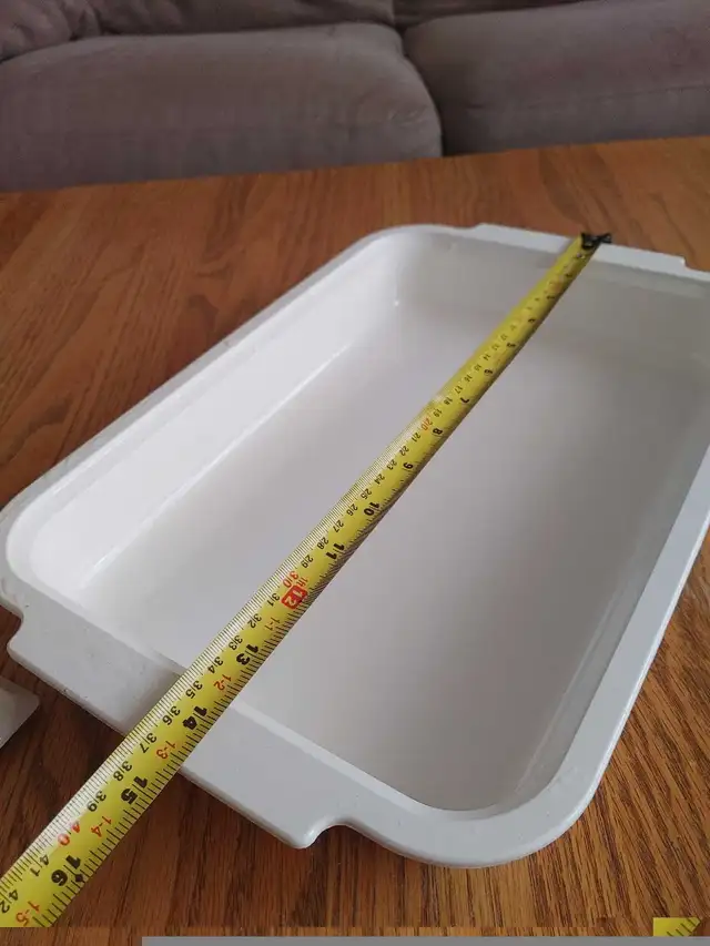 Rubbermaid Microwav Cookware 3QT Casserole cake pan baking grill in Kitchen & Dining Wares in Calgary - Image 7
