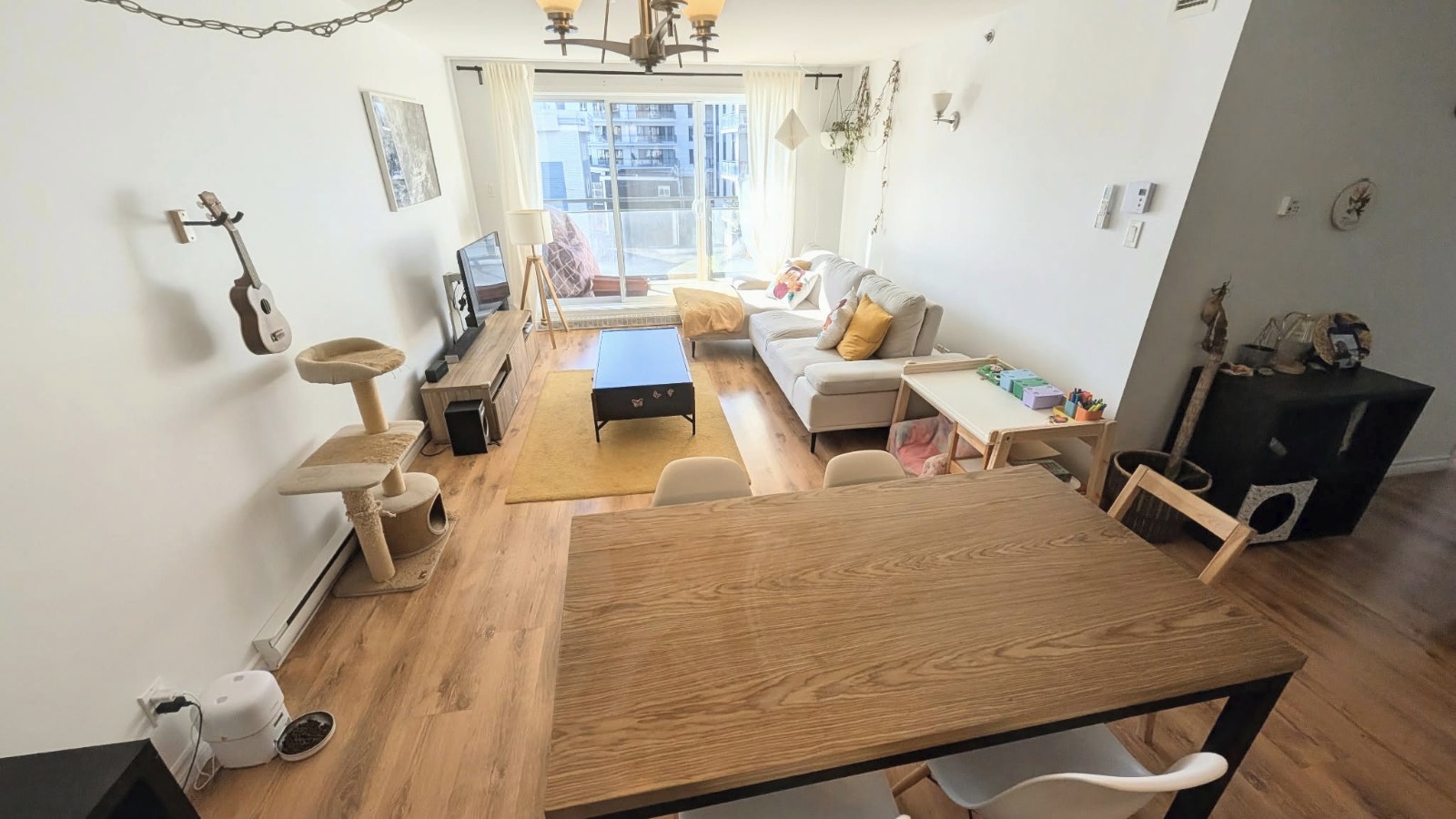 **PREMIER LOYER OFFERT** Grand 4 1/2 disponible DÈS MAINTENANT! — photo 1