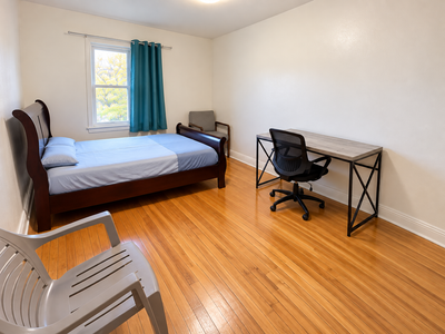 Private Room for RENT – Next to Metro Plamondon!, View more