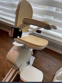 Acorn Stairlift Superglide 130 AVAILABLE 