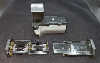 ORIGINAL BATTERY GRIP CANON BG-E5 FOR CANON 450D 500D 1000D, View more