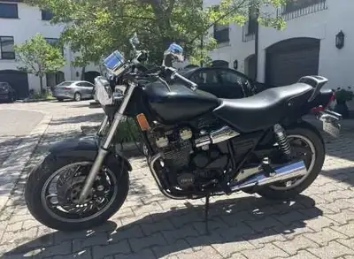 Yamaha YX600 Radian 1986 Engine: Four stroke, transverse four cylinder, DOHC, 4 valves per cylinder...