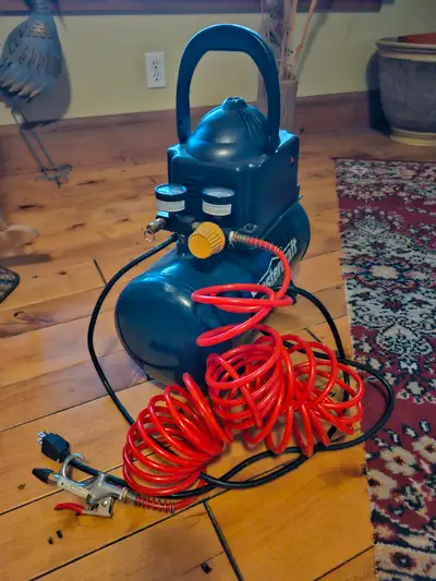 Master craft 3 gallon air compressor for sale. Rarely used. Excellent condition. We are down sizing....