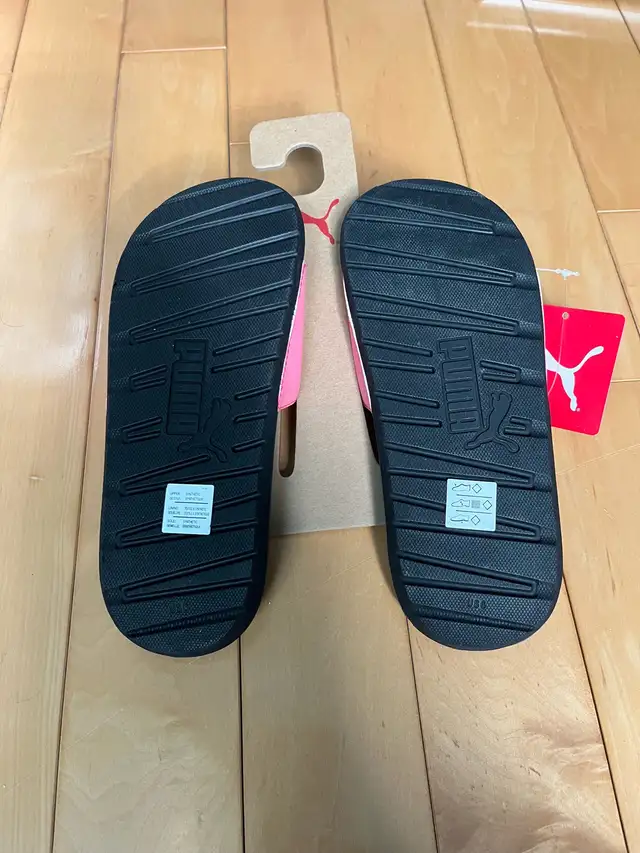 Sandales Puma taille 6 in Women's - Shoes in Laval / North Shore - Image 3