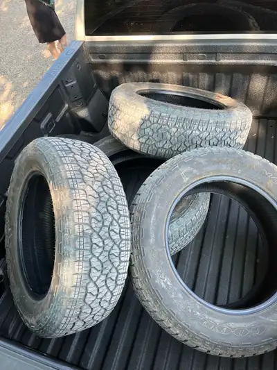 4 Goodyear Wrangler AT’s tires. Size 276/60R20 Less than 500 kms on them. Practically brand new. Ask...