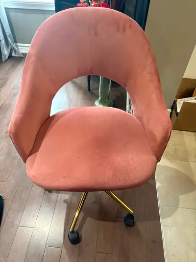 STUNNING OFFICE CHAIR-Luxury velvet/leather upholstery Like NEW - bought on Amazon 2 years ago hardl...