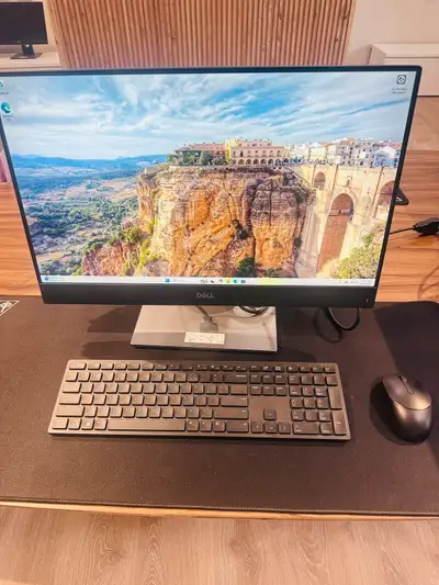 Dell Optiplex 7460 AIO i5 - 8th GEN 16GB RAM / 256GB SSD Window 11 pro Screen display: 24” 2 HDMI ,...