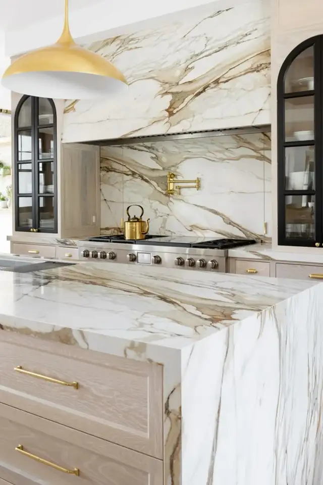 ✨ Marble Kitchen Countertops | Custom Slabs & Vanity Tops ✨ in Other in Oakville / Halton Region - Image 3