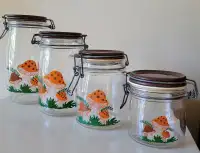 4 Bocaux en verre decoré de champignon 1970's Glass Canister set