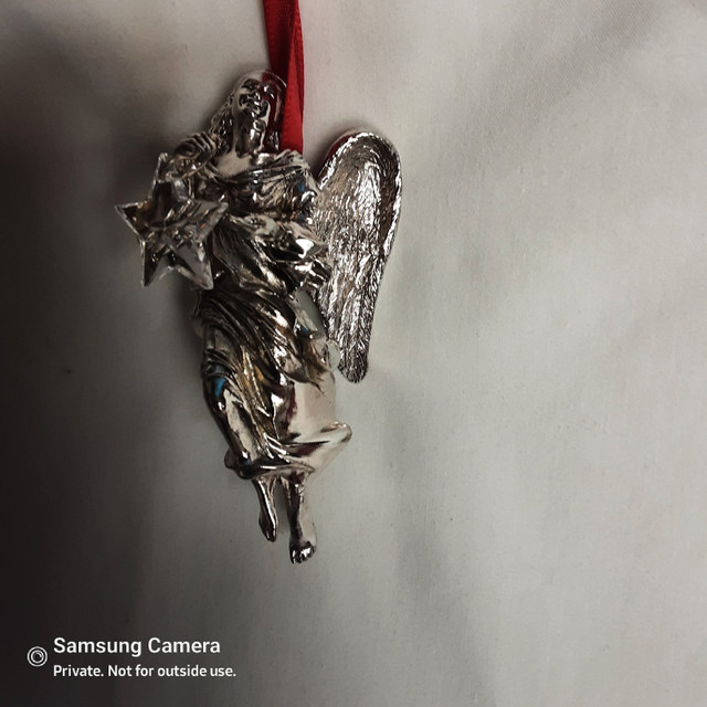 New in box Silver Plated Hallmark 25 Anniversary Angel Ornament in Holiday, Event & Seasonal in Calgary - Image 2