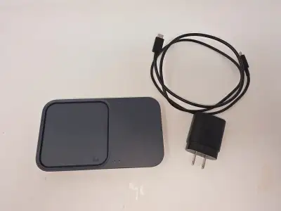 **READ THE AD**If you are viewing this ad, the item is still available** Pre owned wireless charging...
