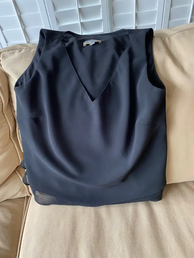 Elegant 3 Piece Evening Outfit - Timeless Design in Women's - Dresses & Skirts in City of Toronto - Image 8
