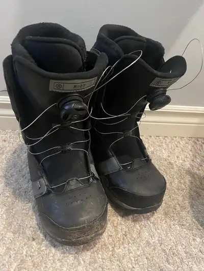 snowboard boots - size 8, View more