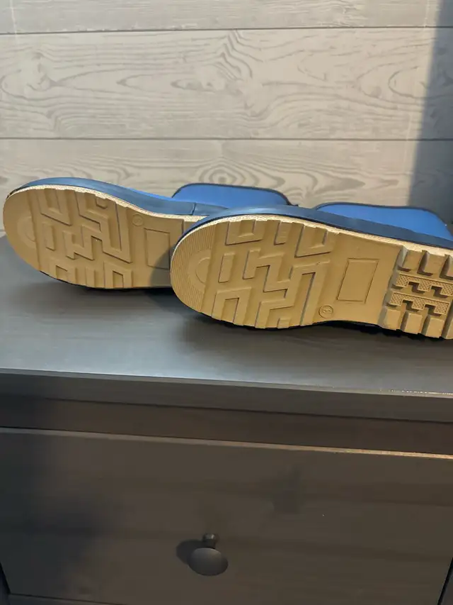 Brand New Size 3 Pendleton Rain Boots in Kids & Youth in Oshawa / Durham Region - Image 4