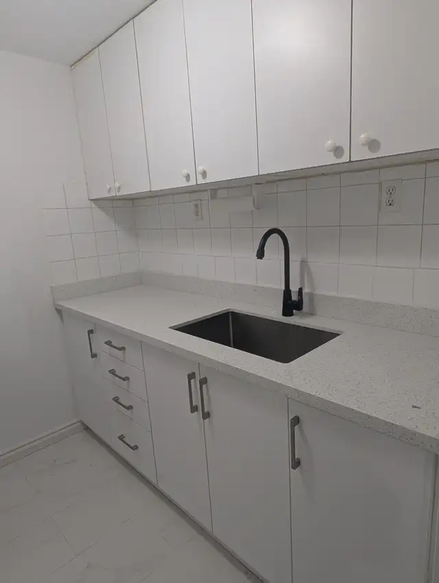 $1,400 - 1 Bedroom Basement Apartment for Rent in Pickering in Long Term Rentals in Oshawa / Durham Region - Image 5
