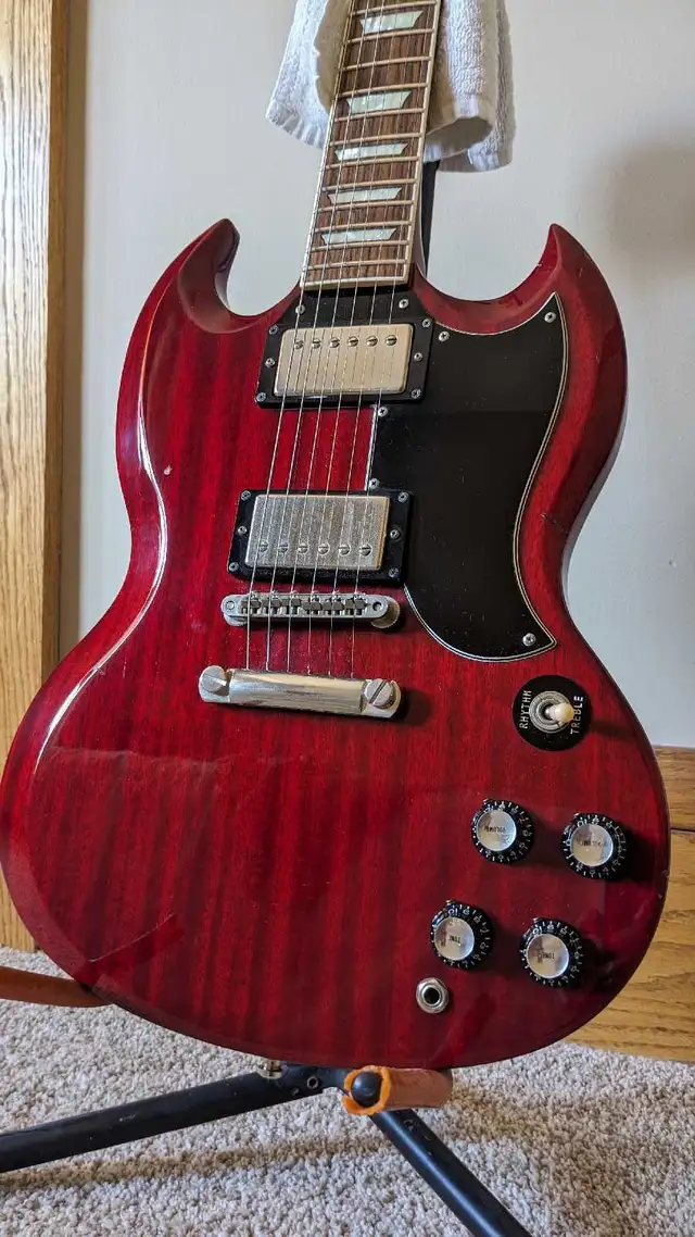 2002 Japanese Epiphone Elite/Elitist '61 SG in Guitars in Kitchener / Waterloo - Image 9