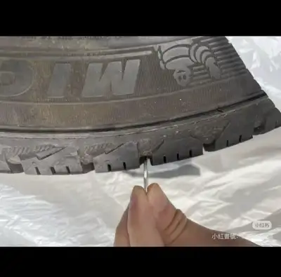 Used set of Michelin X-Ice Snow 205/55 R16 winter tires on steel rims. Only used for one winter, in...