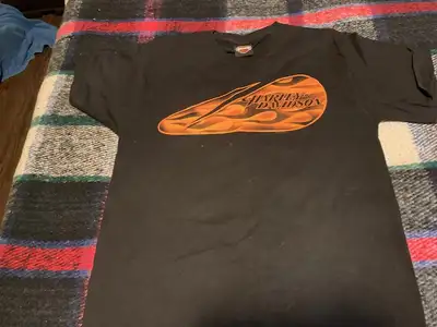 true shirt baught in el paso medium