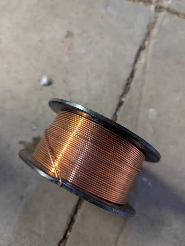 MIG. WELDER. WIRE. SPOOLS in Power Tools in Hamilton - Image 4