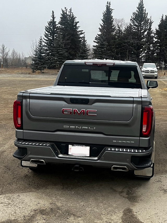2020 GMC Denali 1500 - New Engine in Cars & Trucks in Calgary - Image 2