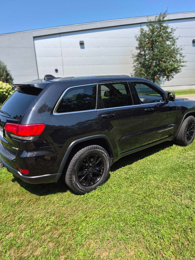 Jeep grand cheerokee laredo