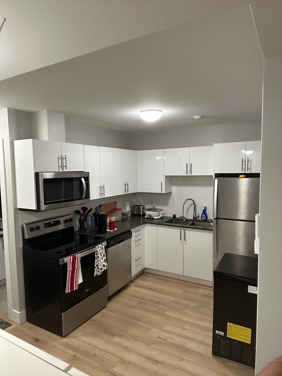 ONE BEDROOM APARTMENT AVAILABLE IN EAST HANTS MILFORD 1