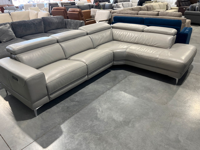 Top Grain Leather Power Reclining Sectional (BRAND NEW) in Couches & Futons in Winnipeg