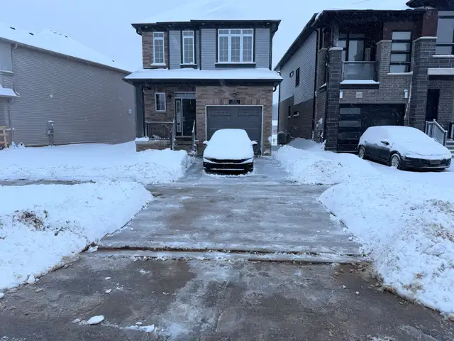 Commercial and Residential Snow Removal 2026/27 - Kitchener Wate in Snow Removal & Property Maintenance in Kitchener / Waterloo - Image 10