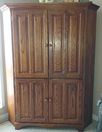 Solid Oak Corner Cabinet/Wardrobe