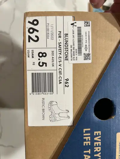 Blundstone 962 CSA brand new , View more