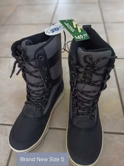 Winter Boots Size 5 NEW, View more